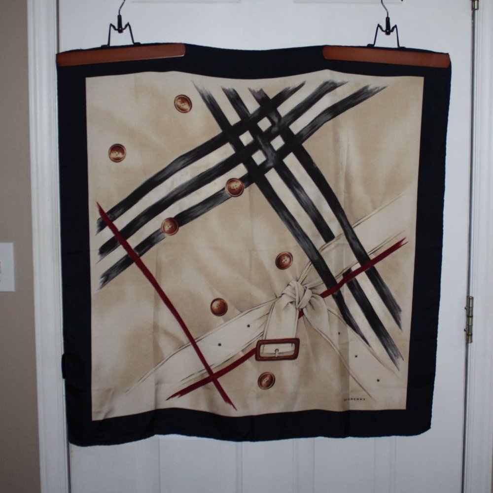 BURBERRY Silk Scarf 34x34